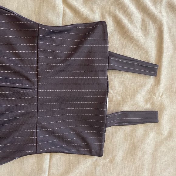 NWT ASOS DESIGN minimal romper with zip front - Picture 7 of 7